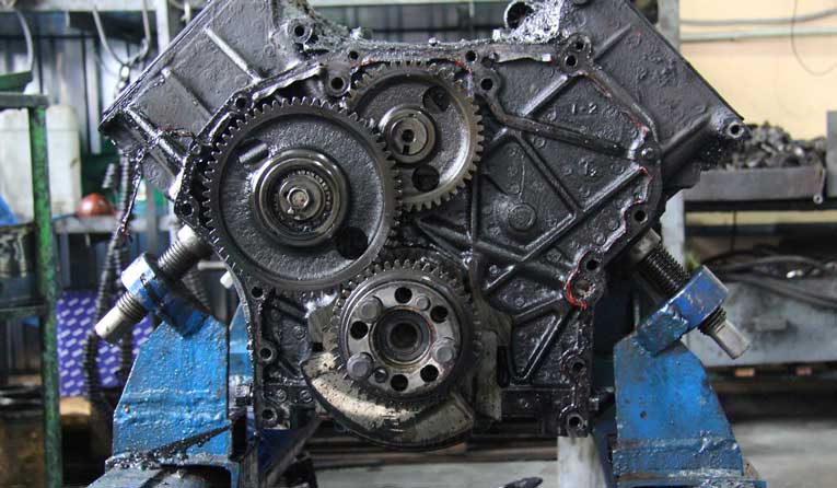 Ремонт двигателя автомобиля КАМАЗ: рекомендации