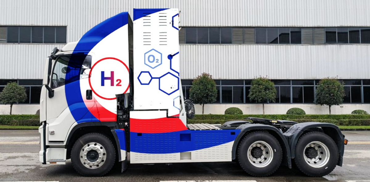 Седельный тягач на водородных топливных элементах