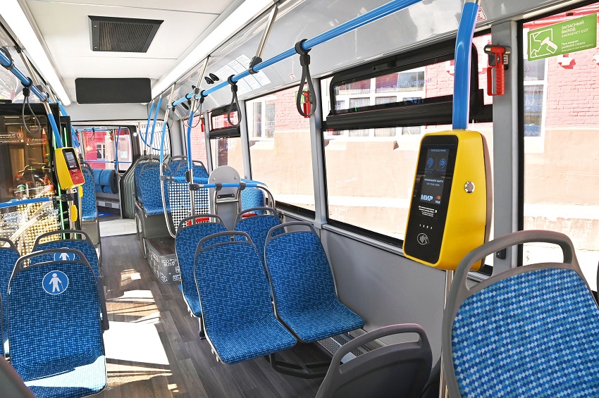 Современный и комфортабельный салон электробуса