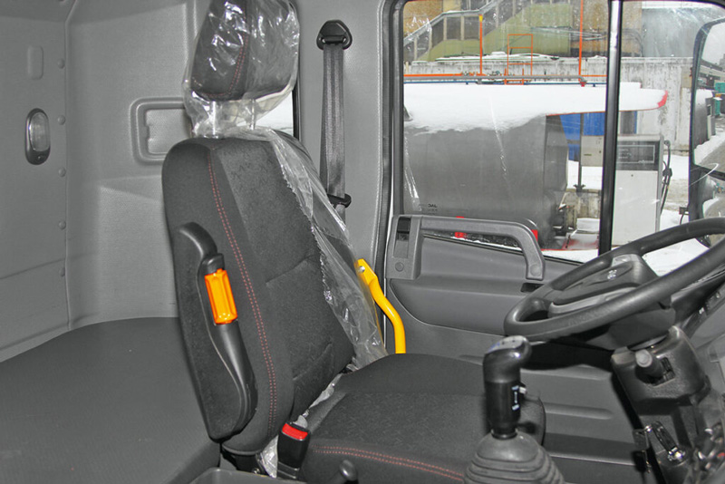 Удобство и комфорт кабины JAC N200