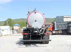 Ассенизатор 10 м3  Shacman X3000 (SX32586V385) 2024 года новый фото 2