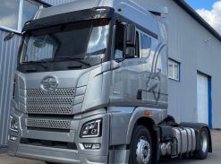 Седельный тягач FAW Oryx 2023 года б/у