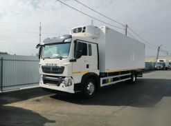 Фургон Howo 2026 года новый