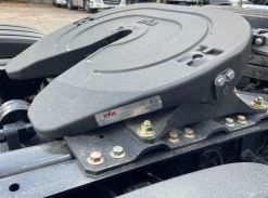 Седельный тягач FAW Oryx 2024 года б/у фото 5