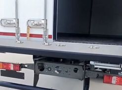 Фургон Howo 2024 года новый фото 5