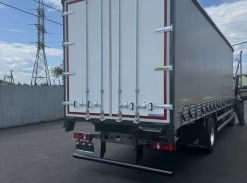 Тентованный грузовик  Howo 2026 года новый фото 3