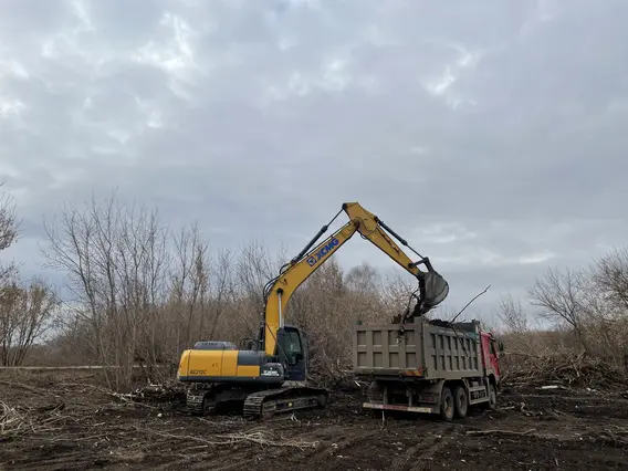 Экскаватор XCMG XE215C 2023 года новый фото 2