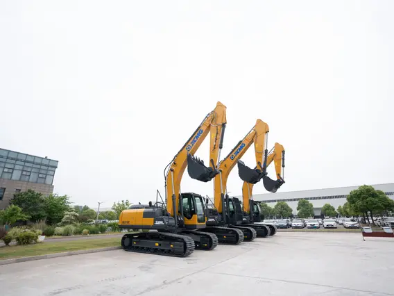 Экскаватор XCMG XE215C 2023 года новый фото 6