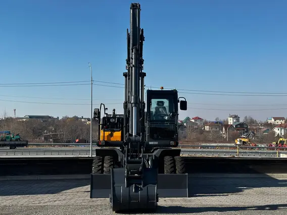 Экскаватор XINYUAN C150W 2025 года новый фото 7