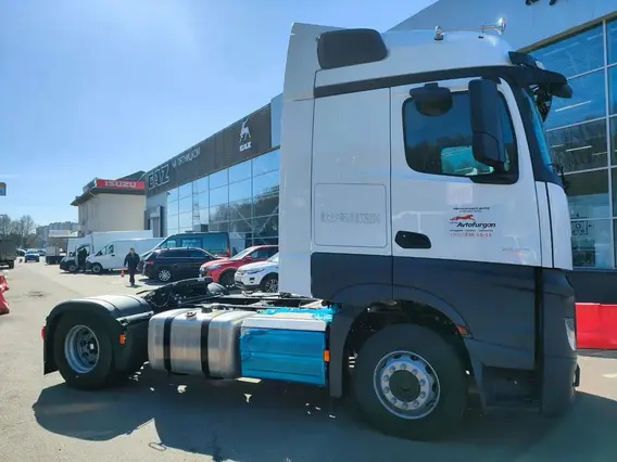 Тягач Mercedes-Benz Actros 1848 2023 года новый фото 2