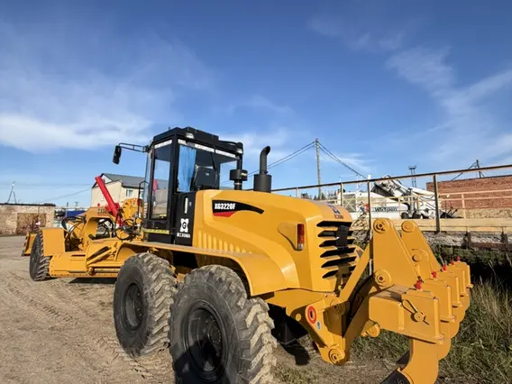 Грейдер Автогрейдер XGMA XG3220F 2026 года новый фото 3
