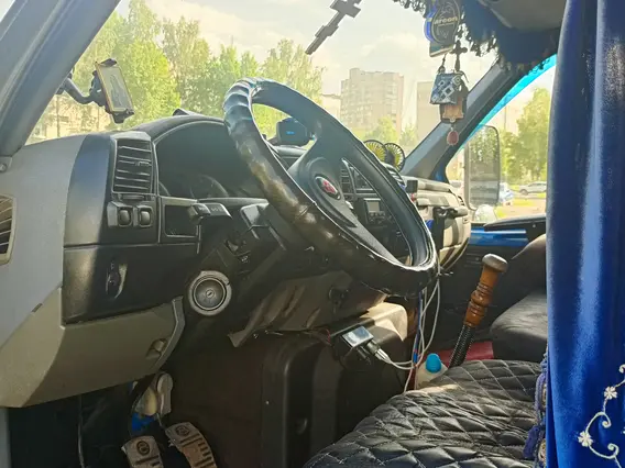 Бортовой грузовик ГАЗ Валдай (3310) 2012 года б/у фото 5