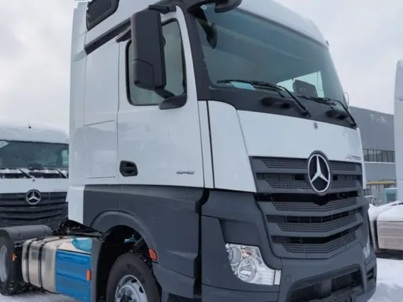 Тягач Mercedes-Benz Actros 1848 2023 года новый