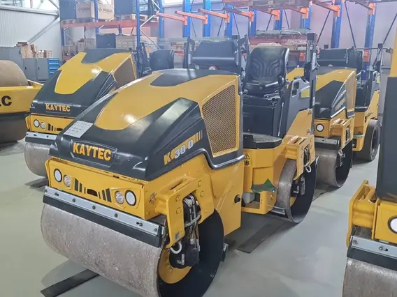 Дорожный каток Bomag 120 ac-5 2026 года новый фото 2