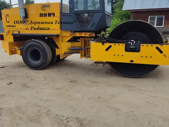 Дорожный каток Раскат ДУ-84 2002 года новый фото 3
