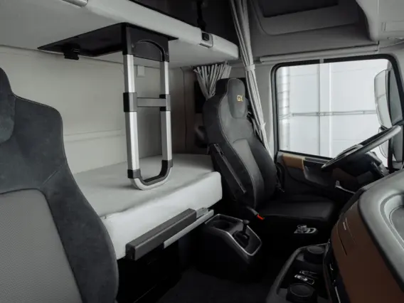 Тягач Dongfeng DFH4180 2024 года новый фото 7