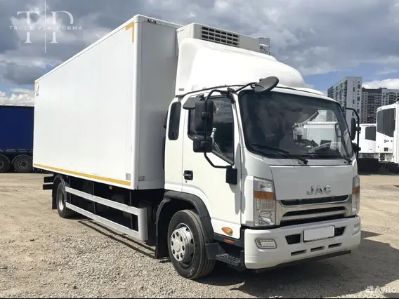 Рефрижератор JAC N120 2022 года б/у