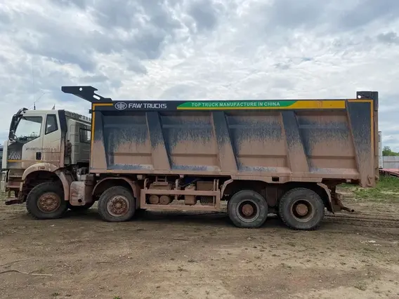 Самосвал FAW 8x4 (CA3310P66K24T4E5) 2023 года б/у фото 3