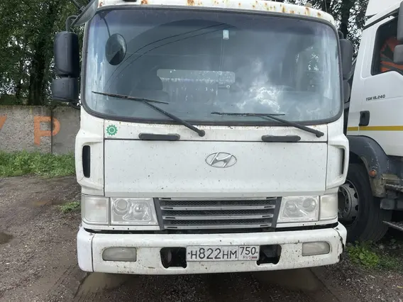 Бортовой грузовик Hyundai HD120 2016 года б/у фото 2