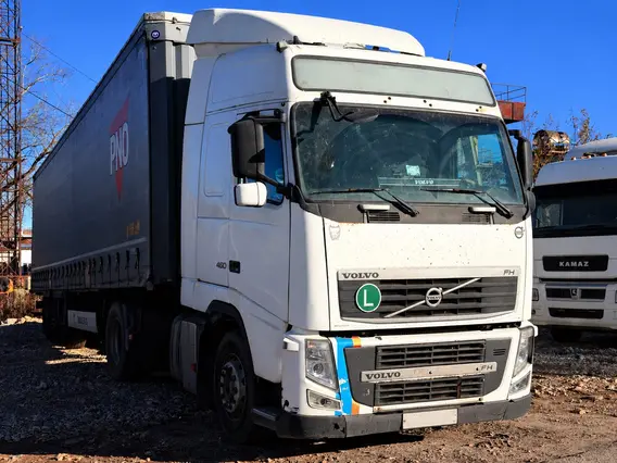 Седельный тягач Volvo FH 2010 года б/у