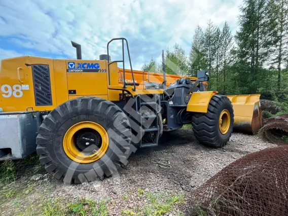 Фронтальный погрузчик XCMG LW700KN 2019 года б/у