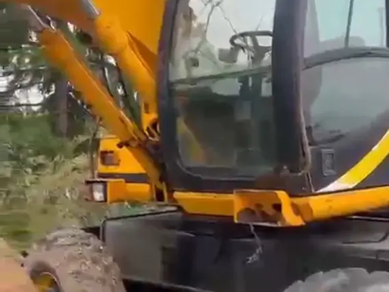 Экскаватор JCB JS 130W 2003 года б/у фото 5