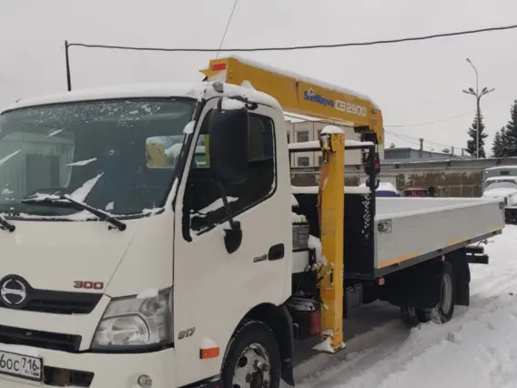 Самопогрузчик HINO 300 2018 года б/у