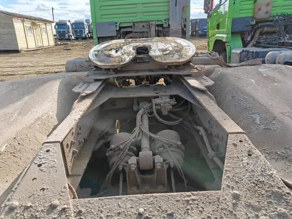Тягач Shacman SX 2023 года б/у фото 7