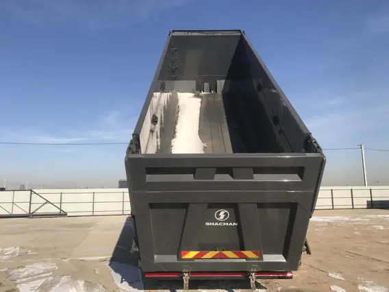 Самосвал Shacman X3000 2023 года новый фото 2