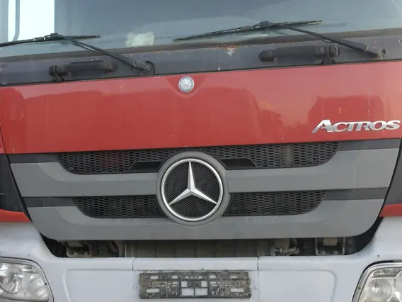 Самосвал Mercedes-Benz Actros 2017 года б/у