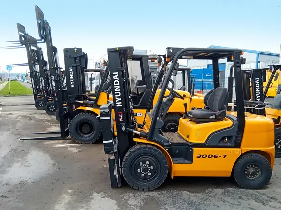 Вилочный погрузчик Hyundai 30de-7 2024 года новый