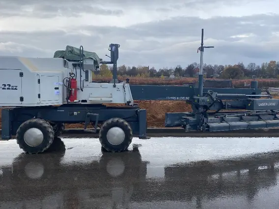 Дорожная техника SOMERO S-22ez Laser Screed 2020 года б/у фото 2