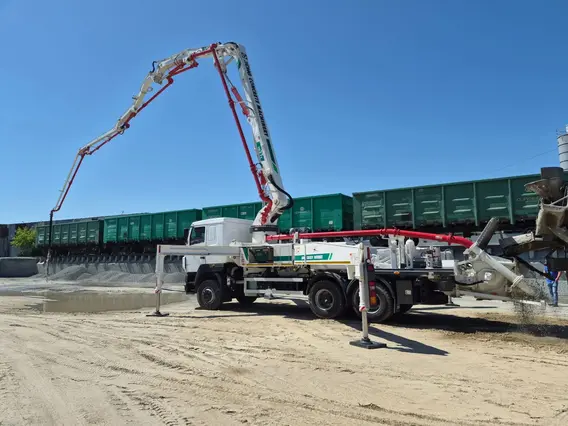 Бетононасос Автобетононасос XCMG HB37V на шасси МАЗ 631228 2024 года новый