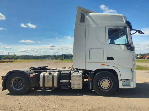Седельный тягач Dongfeng gx 2024 года б/у фото 4