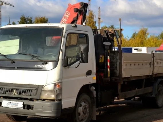 Mitsubishi FUSO 2011 года б/у фото 3