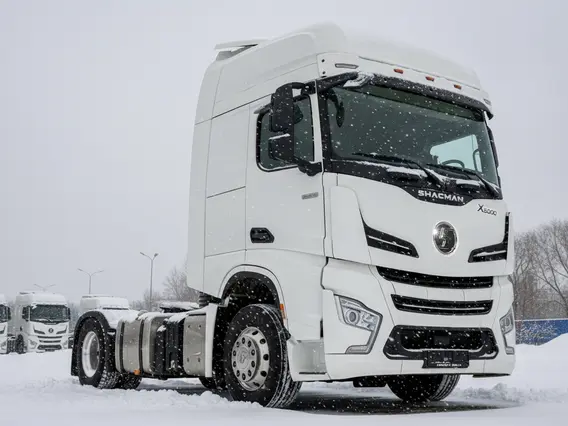 Тягач Shacman X6000 4X2 (SX4188YY381) 2024 года новый