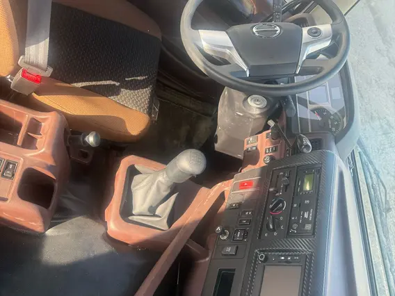 Седельный тягач HINO 700 2021 года новый фото 3