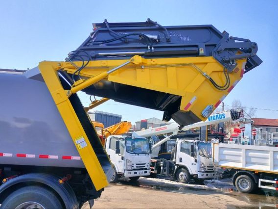 Мусоровоз ISUZU GIGA 4×2 2026 года новый фото 22