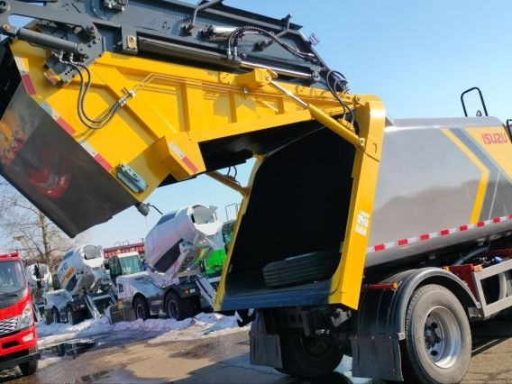 Мусоровоз ISUZU GIGA 4×2 2026 года новый фото 21