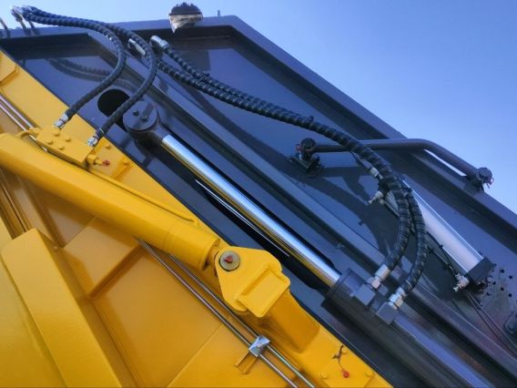 Мусоровоз ISUZU GIGA 4×2 2026 года новый фото 17