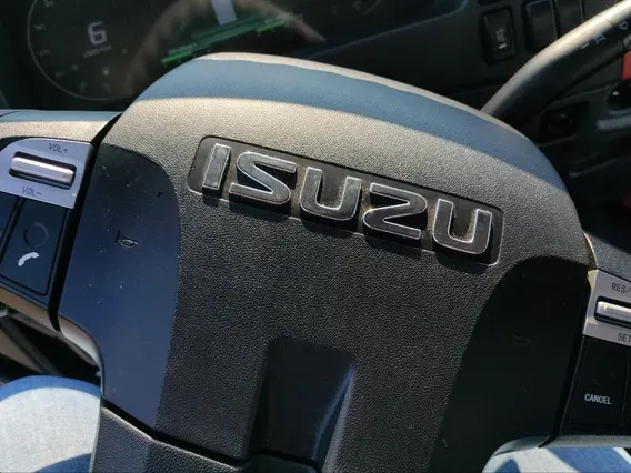 Мусоровоз ISUZU GIGA 4×2 2026 года новый фото 10