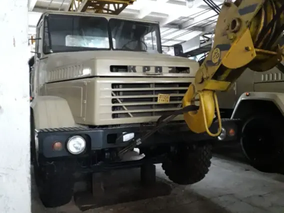 Автокран Краз 250 1993 года б/у фото 2