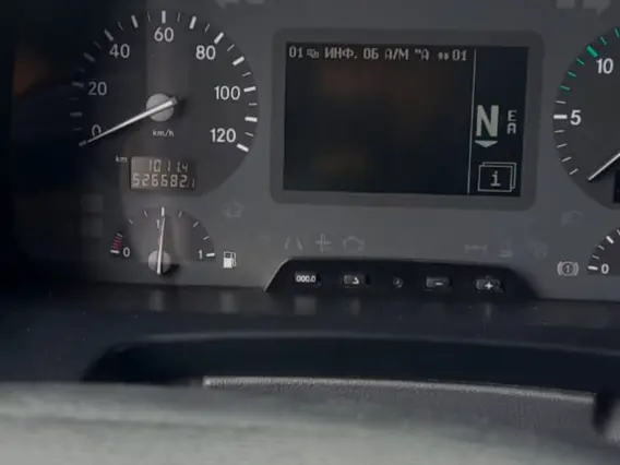 Тягач Mercedes-Benz Actros 2017 года б/у фото 20