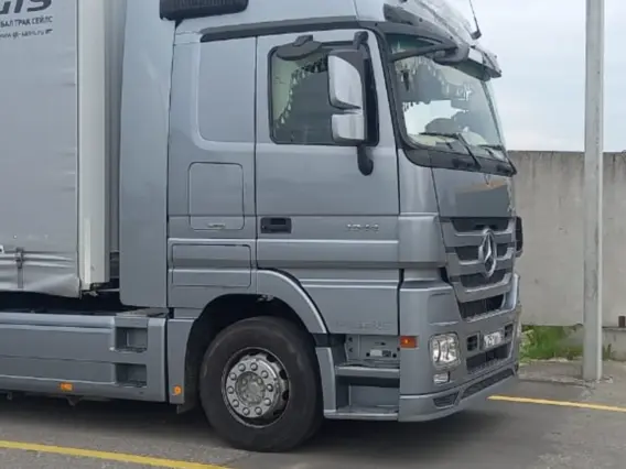 Тягач Mercedes-Benz Actros 2017 года б/у фото 23