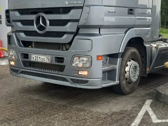 Тягач Mercedes-Benz Actros 2017 года б/у фото 25