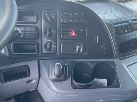 Тягач Mercedes-Benz Actros 2010 года б/у фото 15