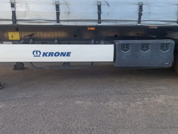 Шторный полуприцеп Krone SD 2021 года б/у фото 6