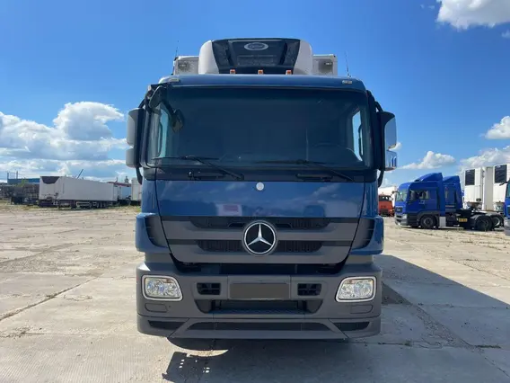 Рефрижератор Mercedes-Benz ACTROS 2541L 2013 года б/у фото 2