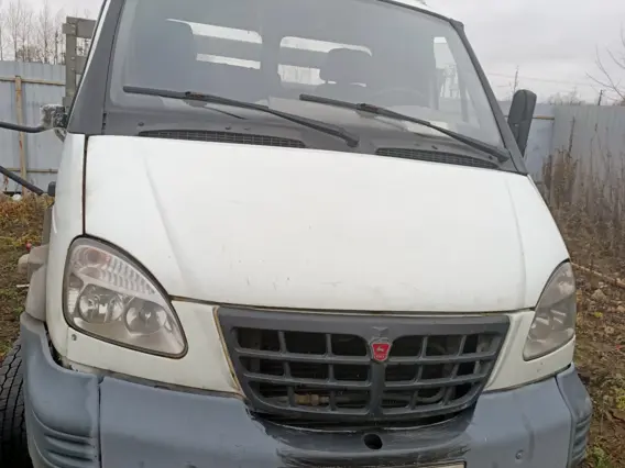 Бортовой ГАЗ 331061 2013 года б/у