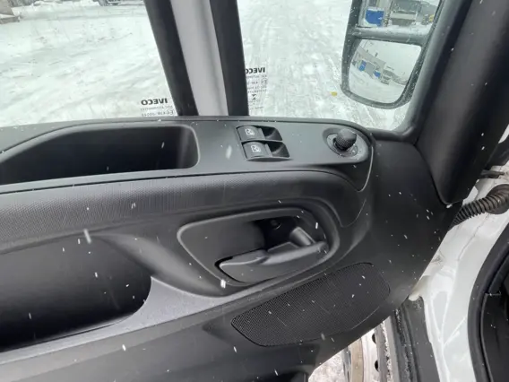 Автофургон IVECO Daily 2023 года новый фото 10